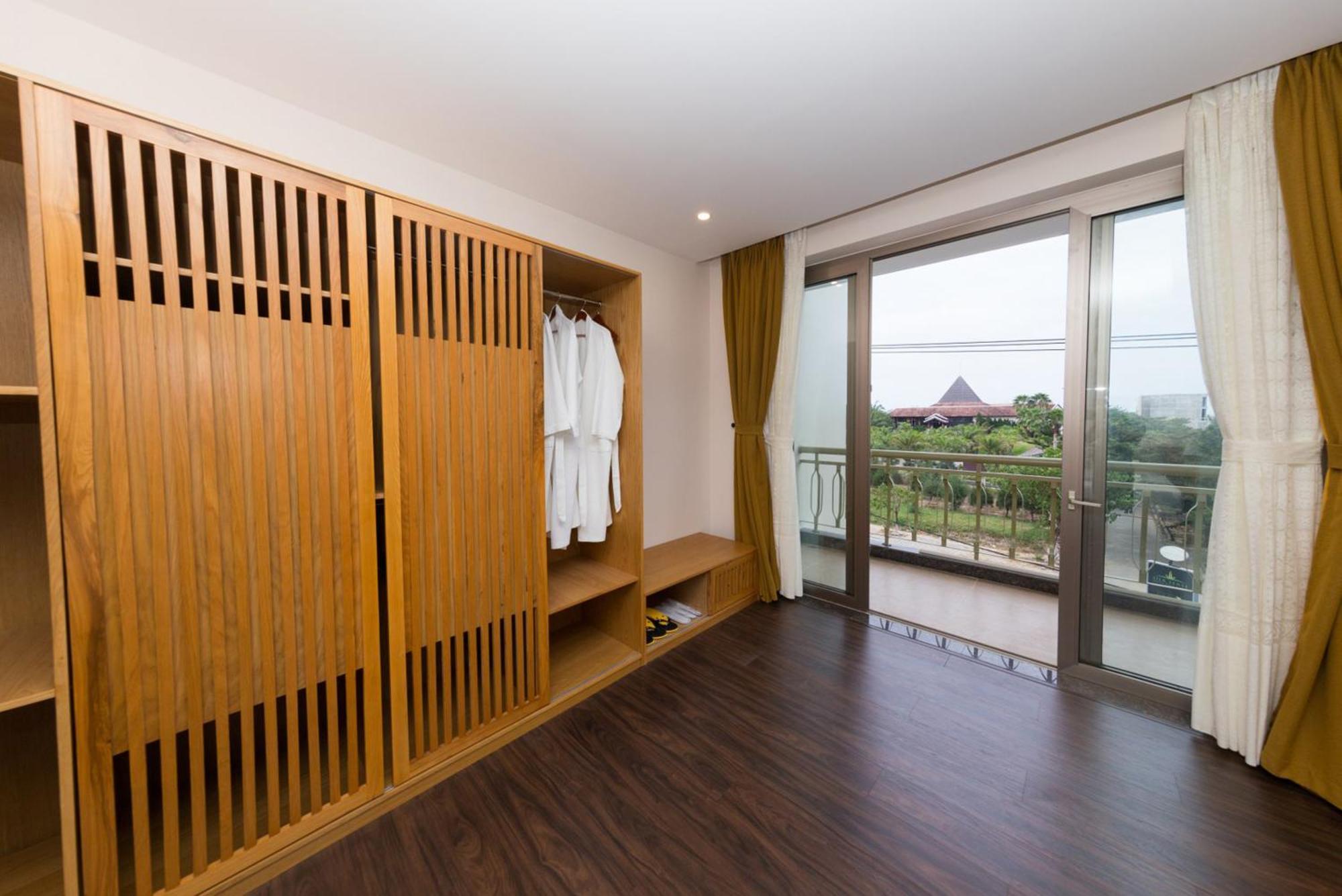 Silk And Sea Hotel Tan Thanh Exterior foto